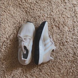 adidas swift run sneakers